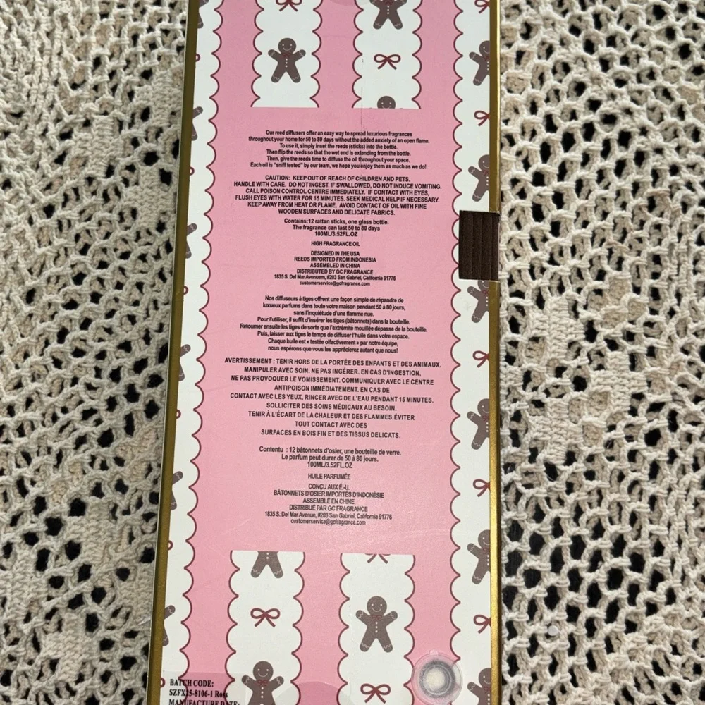 Cinnamon Gingerbread Fragrance Diffuser - Red